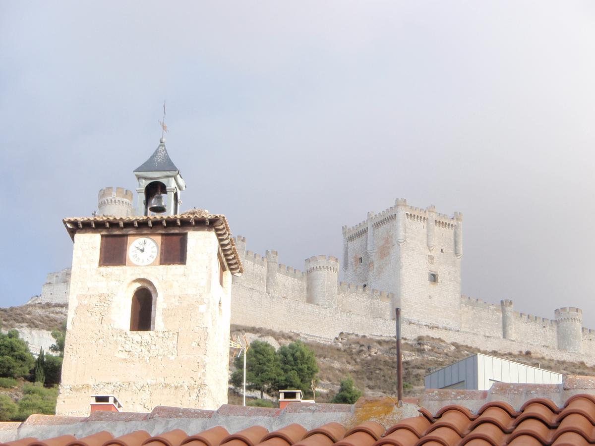 Alojamiento Rural Pueblo De La Ribera Penafiel Ngoại thất bức ảnh
